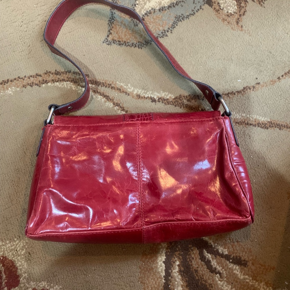 Relativity Elegant Red Shoulder Bag - image 3